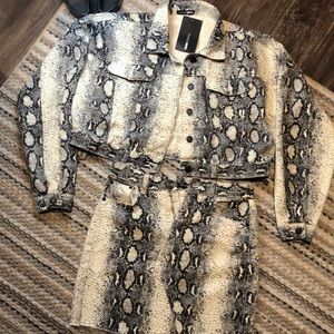 Fashion nova Two piece skirt